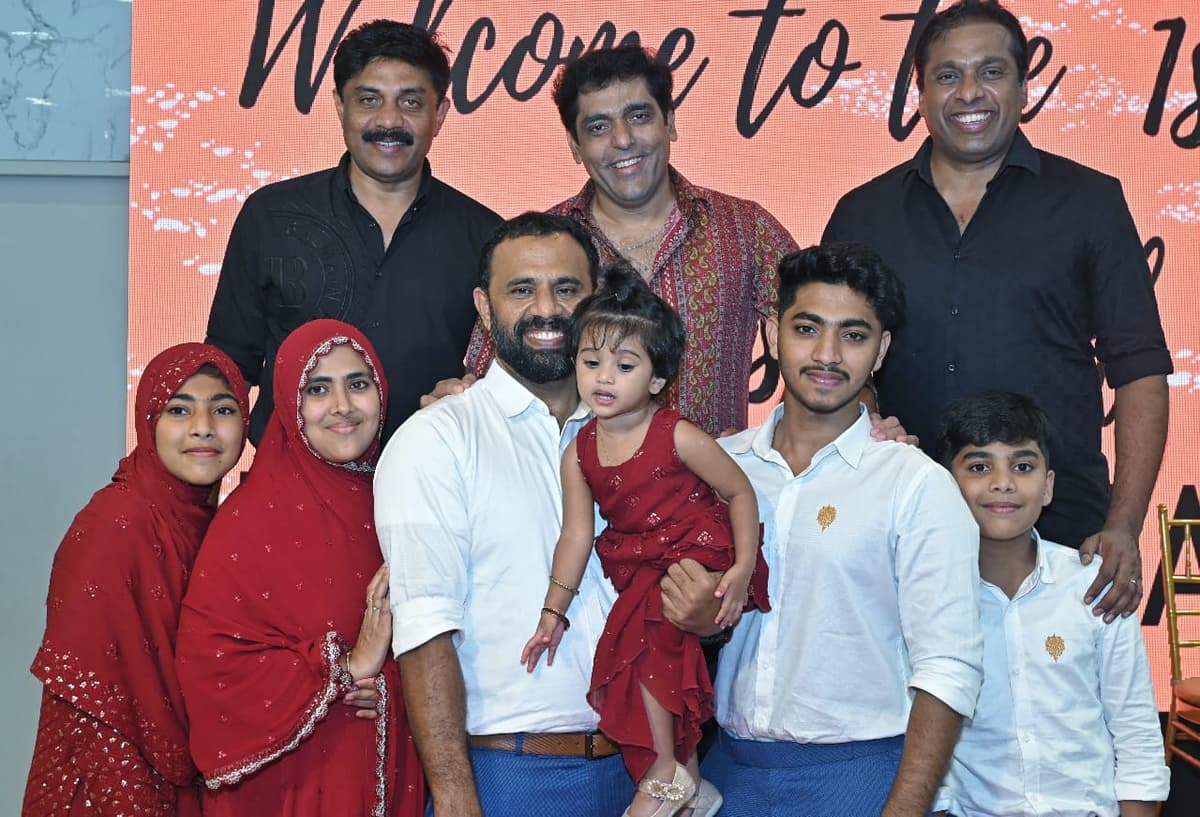 Lighting & Flash Equipment